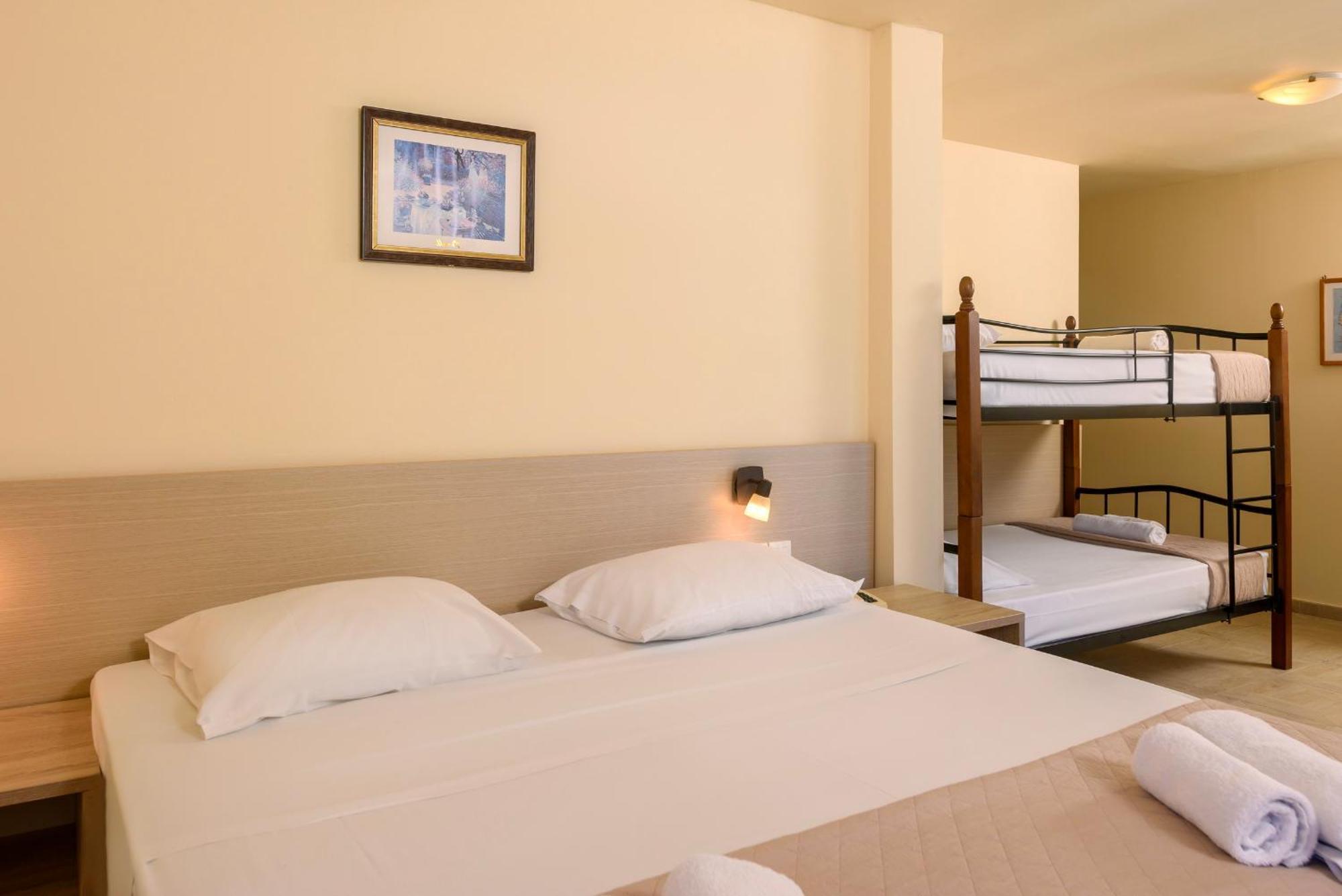 Eri Beach & Village Hotel Hersonissos  Esterno foto